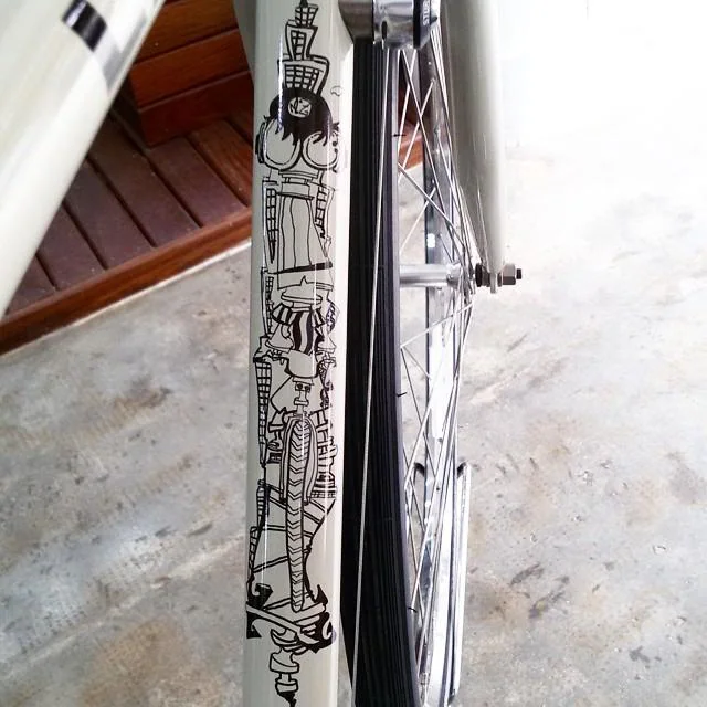 Canote de bicicleta customizado por Marcelo Zuffo, 2017